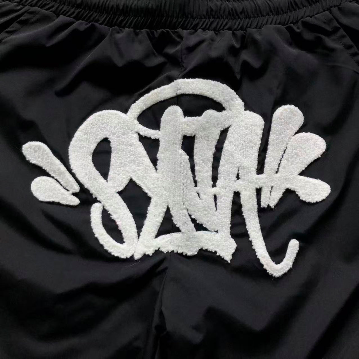 SHORTS SYNA WORLD PANTALONCINI