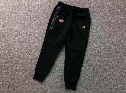 TRACKSUIT TUTA SYNA WORLD X NIKE TECH FLEECE