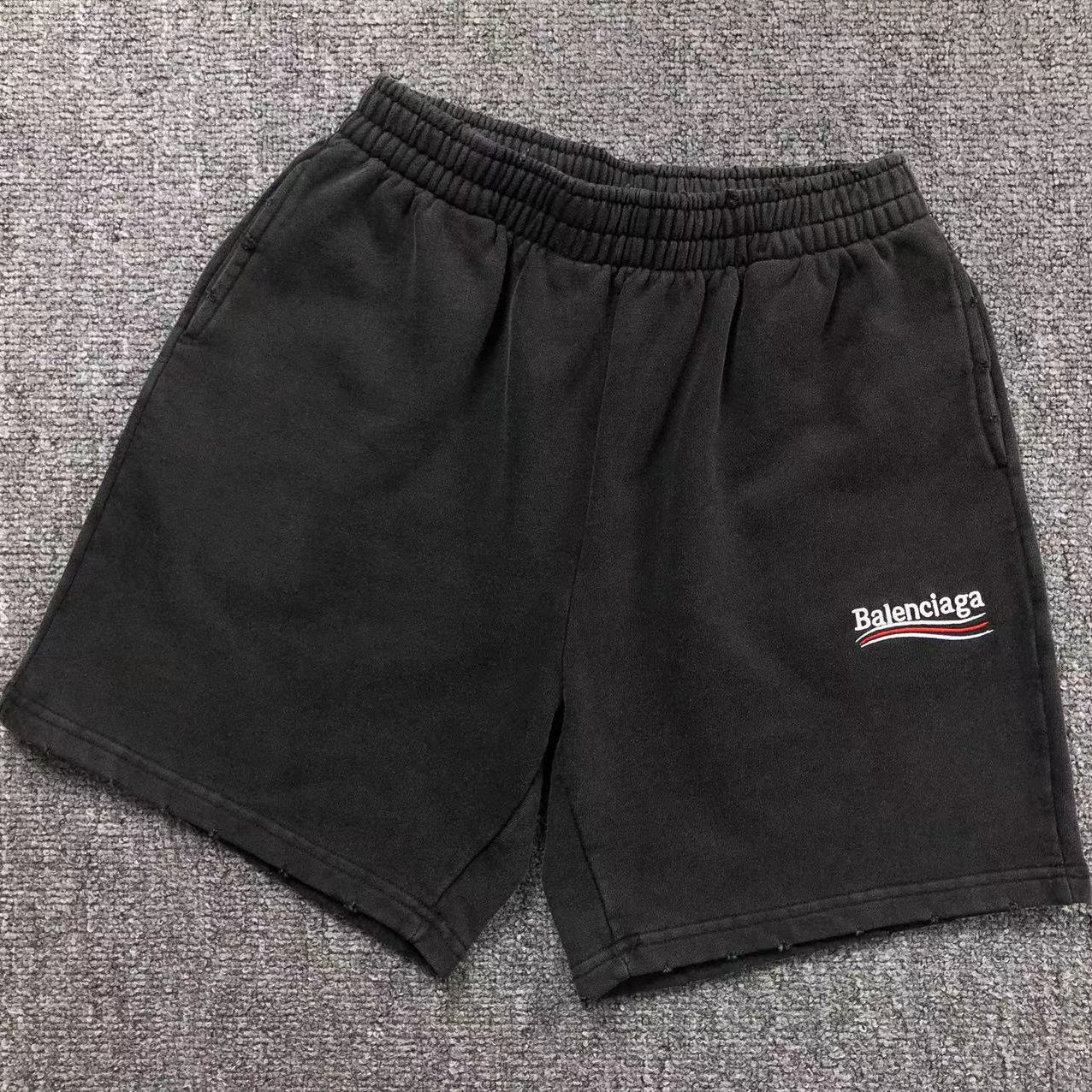 PANTALONCINI BALENCIAGA