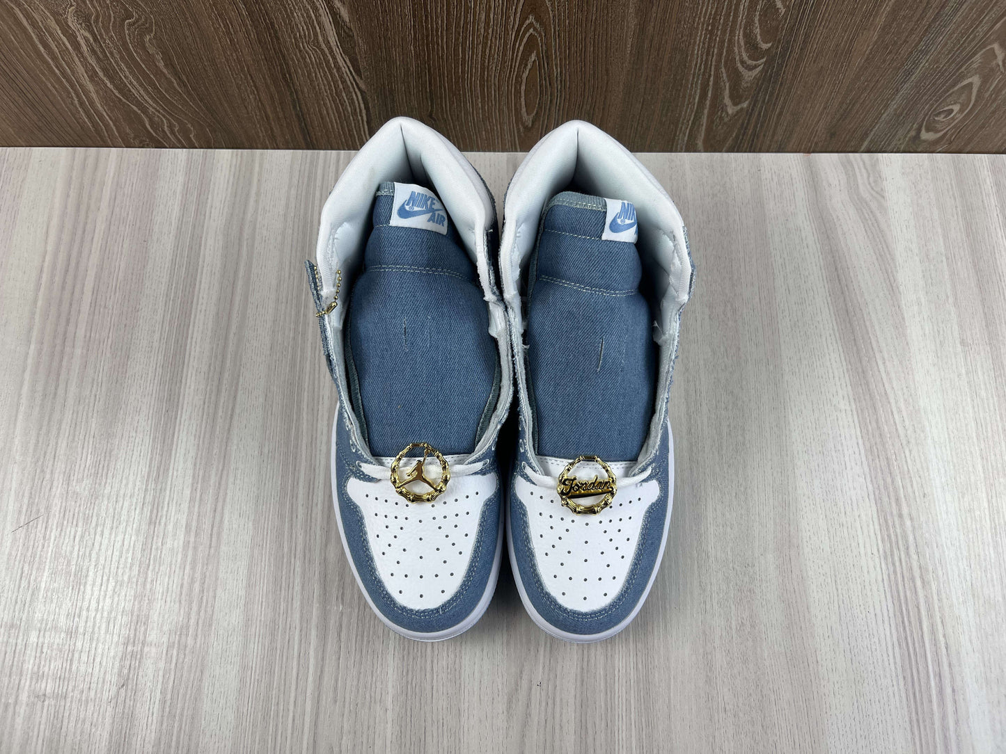 JORDAN 1