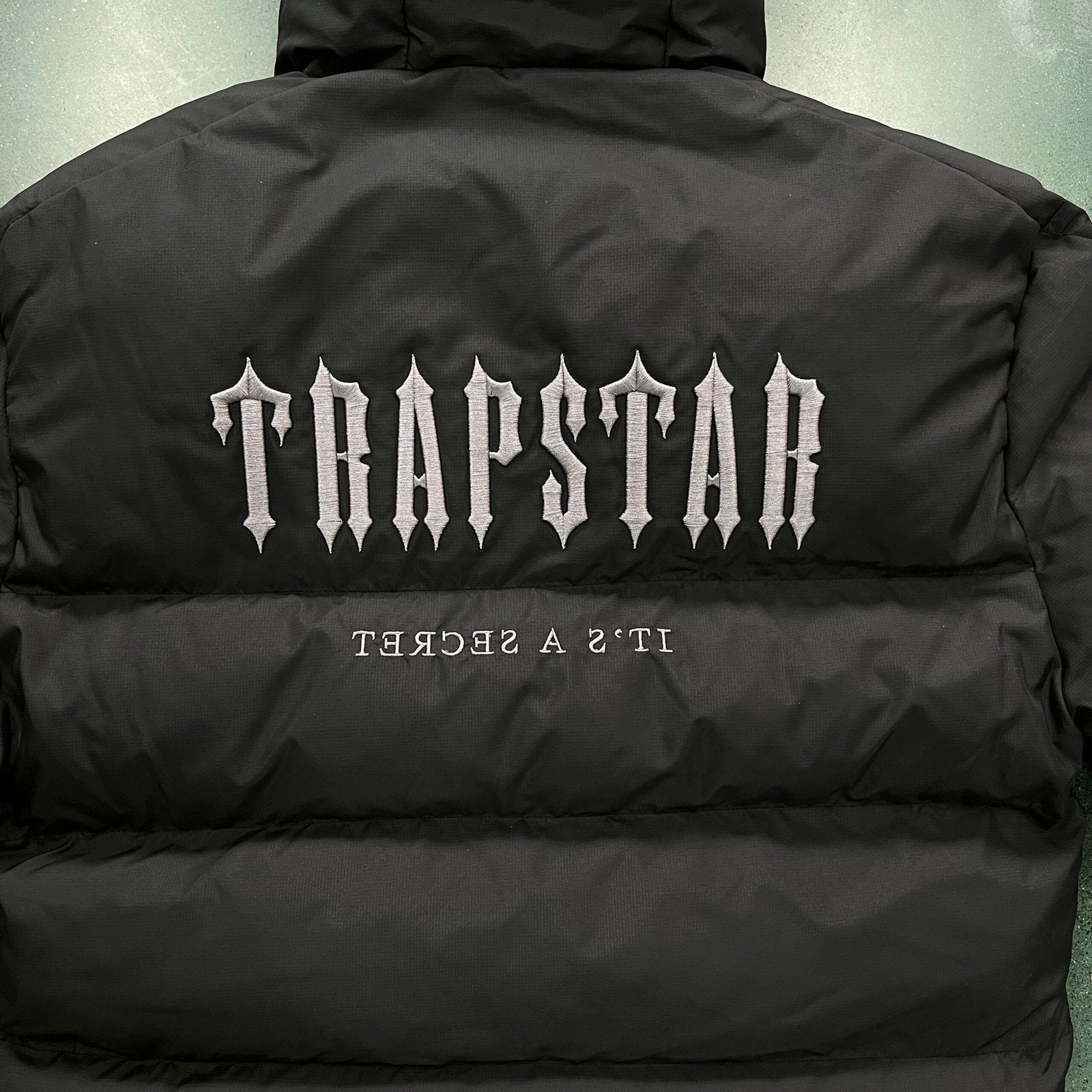 JACKET BLACK