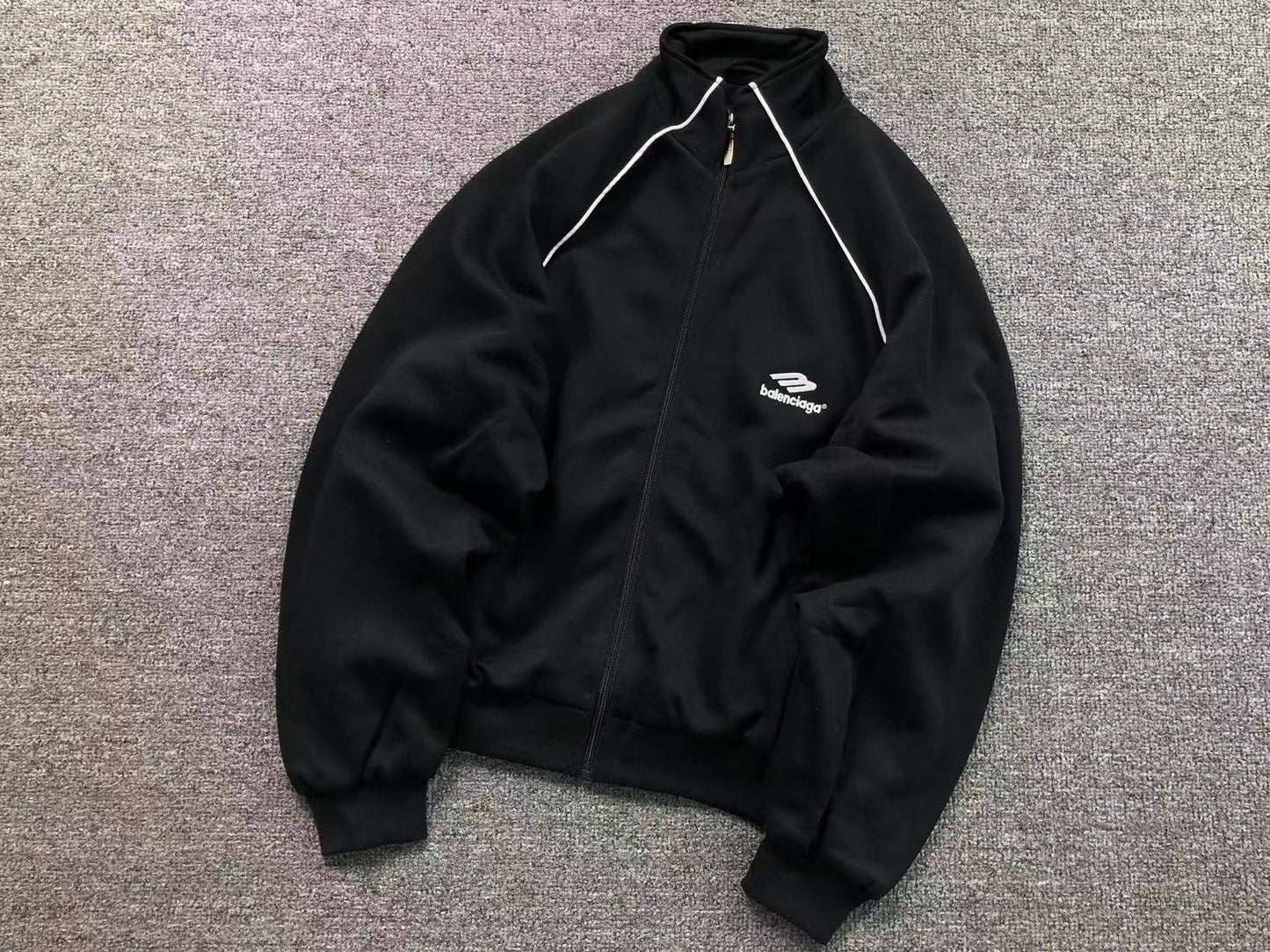 TUTA BALENCIAGA FELPA E PANTALONI