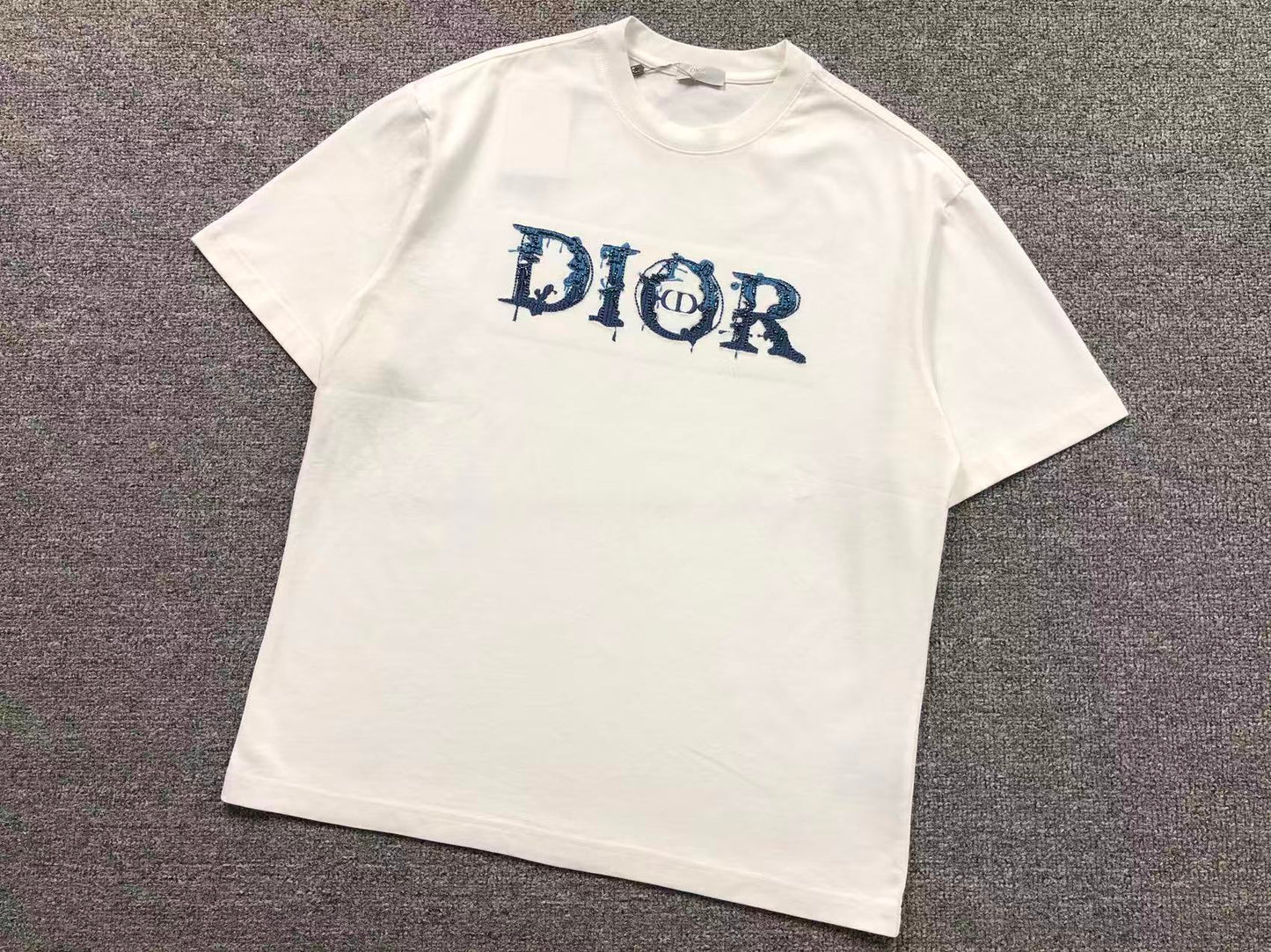 T-SHIRT DIOR