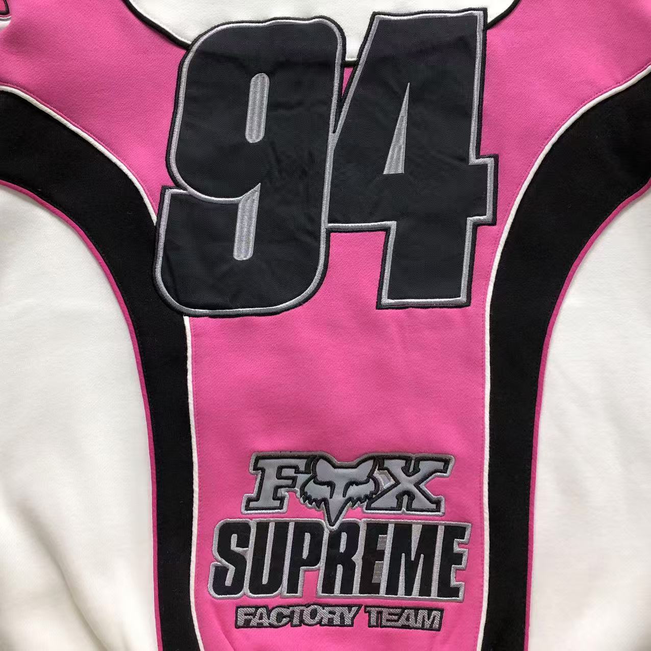 FELPA SUPREME ZIP HOODIE