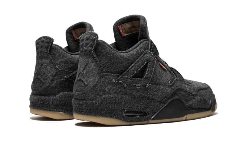 Levi’s Black