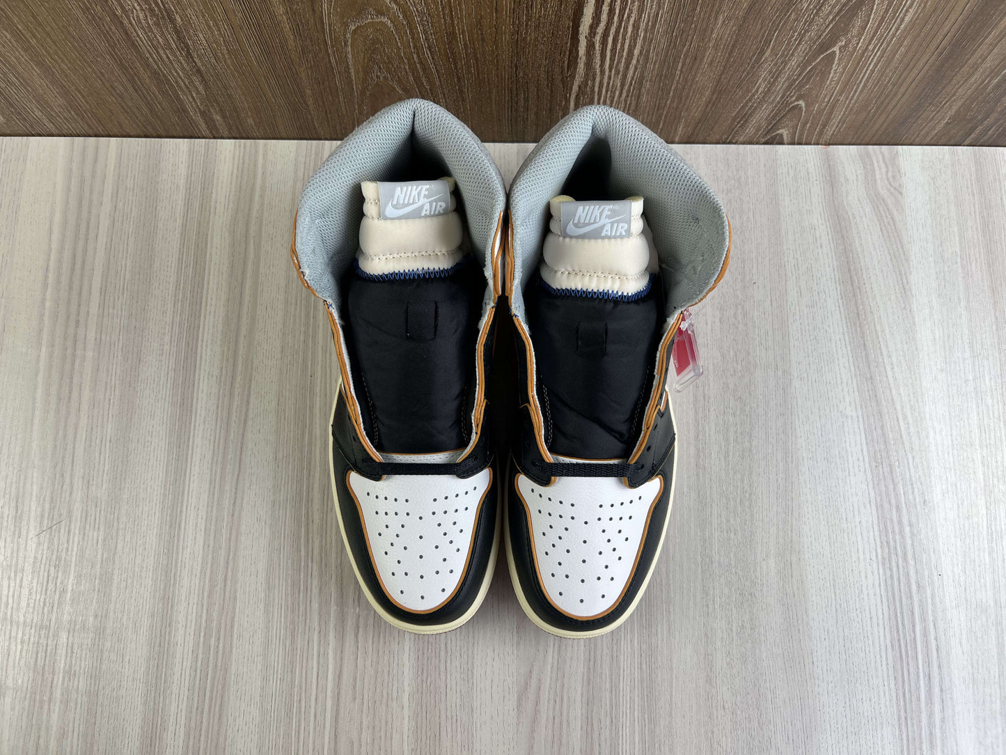JORDAN 1
