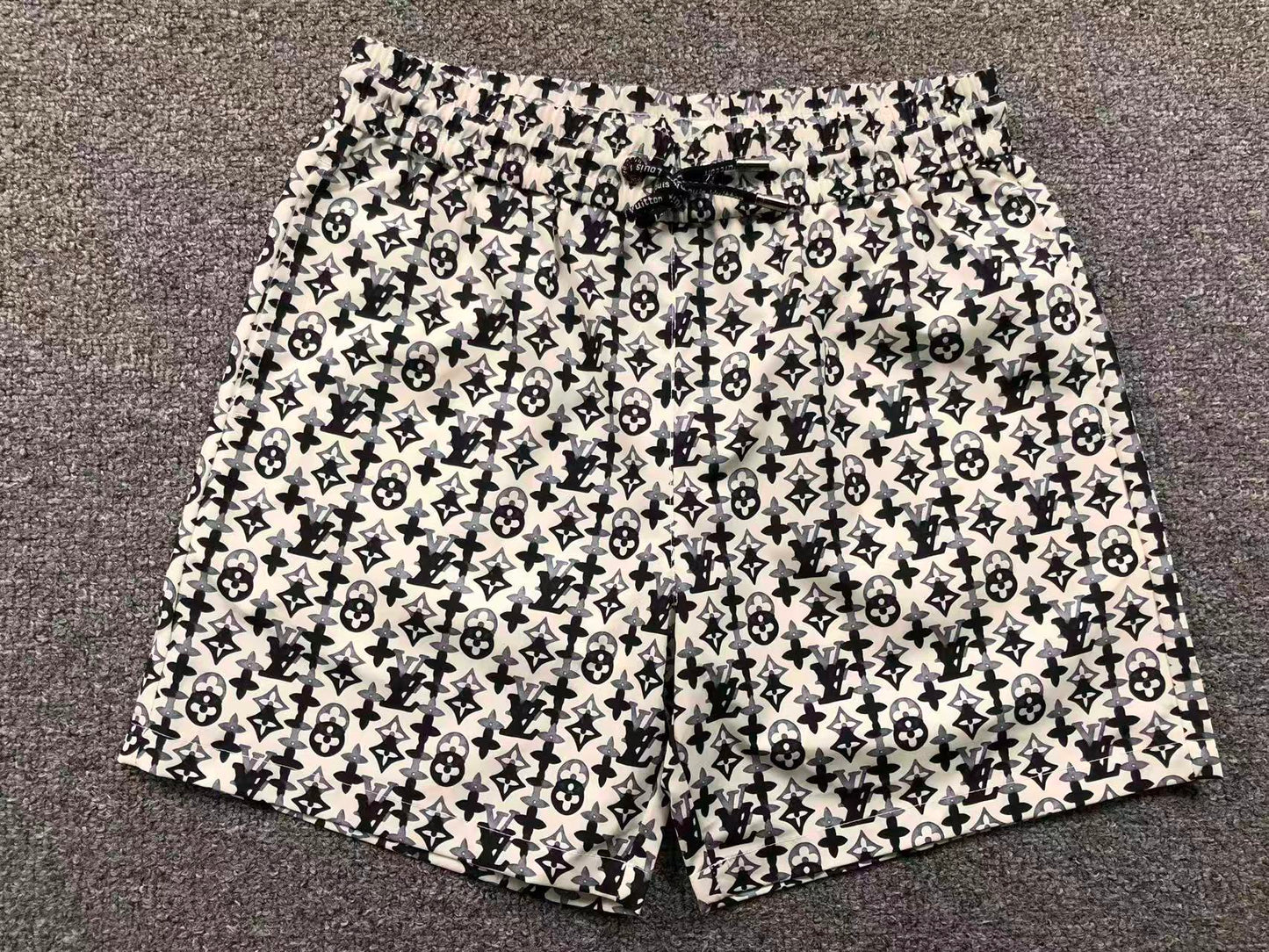 PANTALONCINI LV