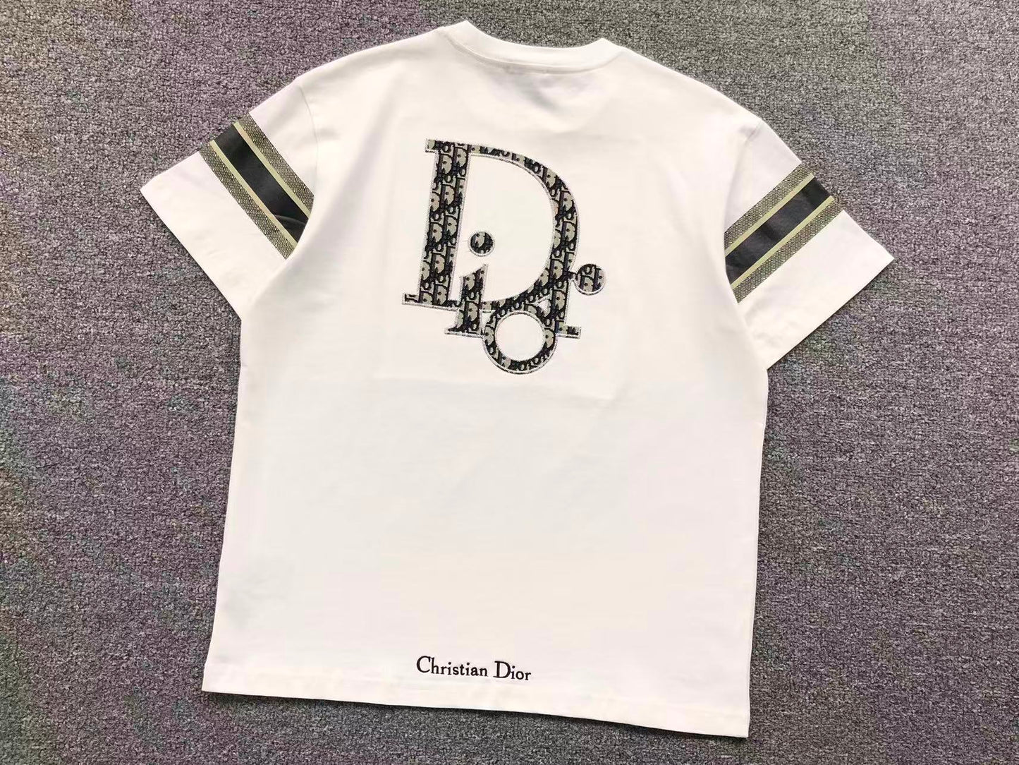 T-SHIRT DIOR