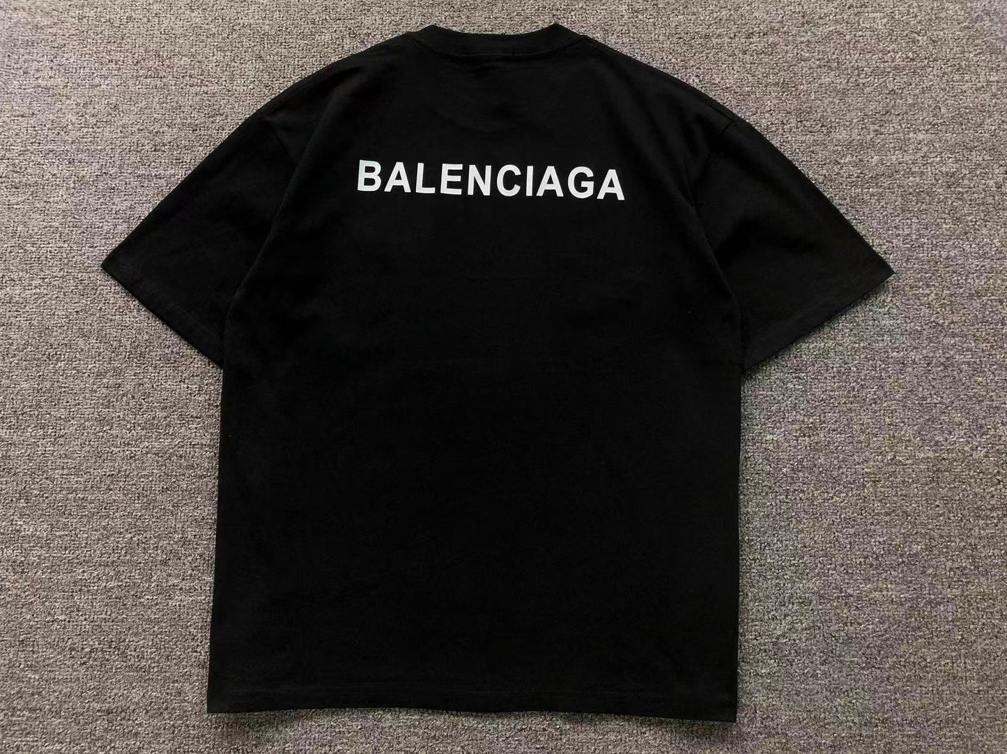 T-SHIRT BALENCIAGA