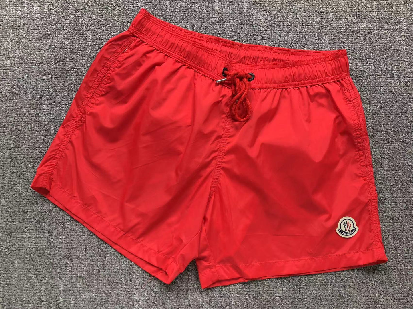 COSTUME MONCLER