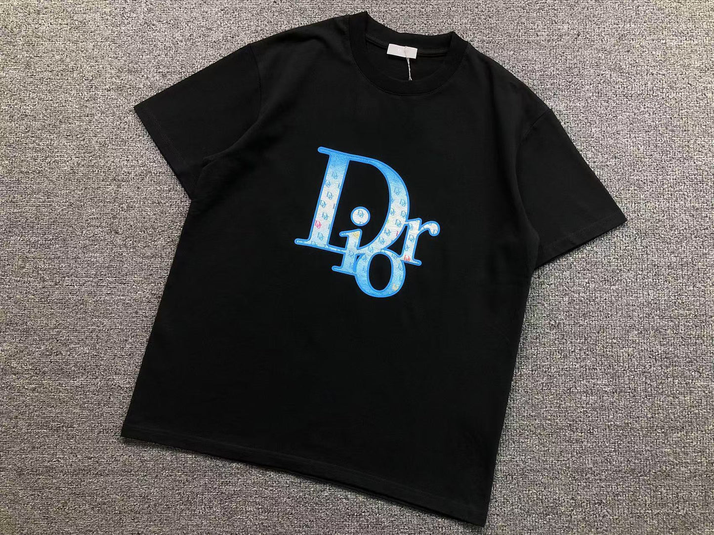 T-SHIRT DIOR