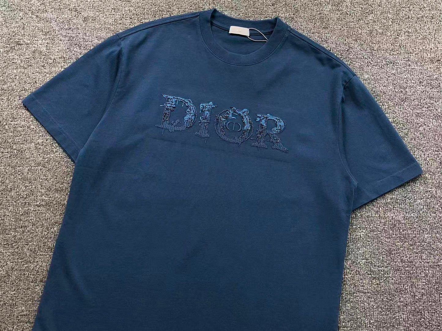 T-SHIRT DIOR