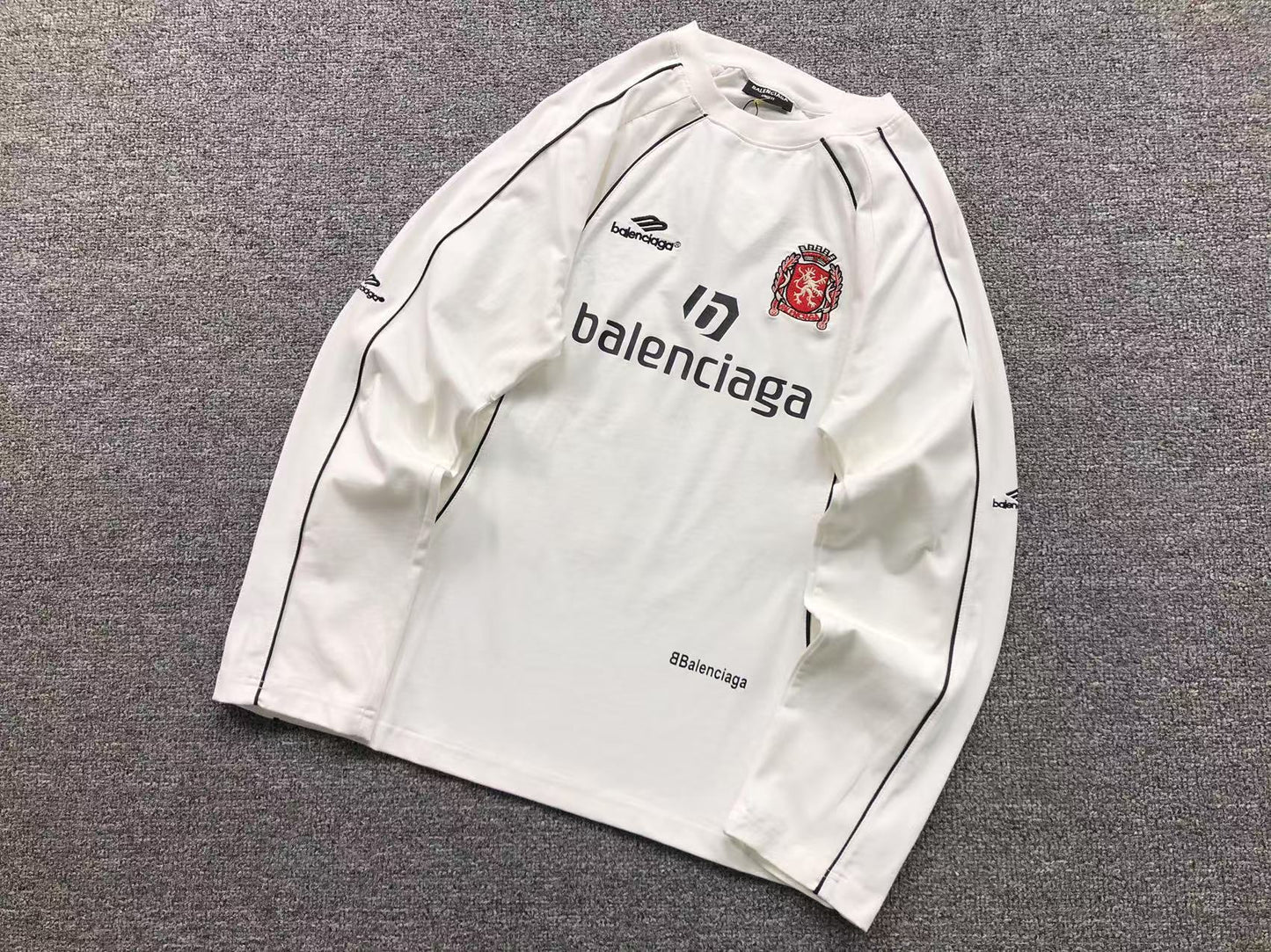 T-SHIRT BALENCIAGA LONGSLEEVE