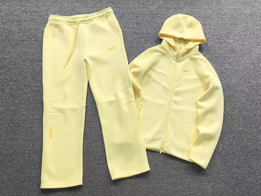 TUTA NIKE TECH FLEECE x NOCTA