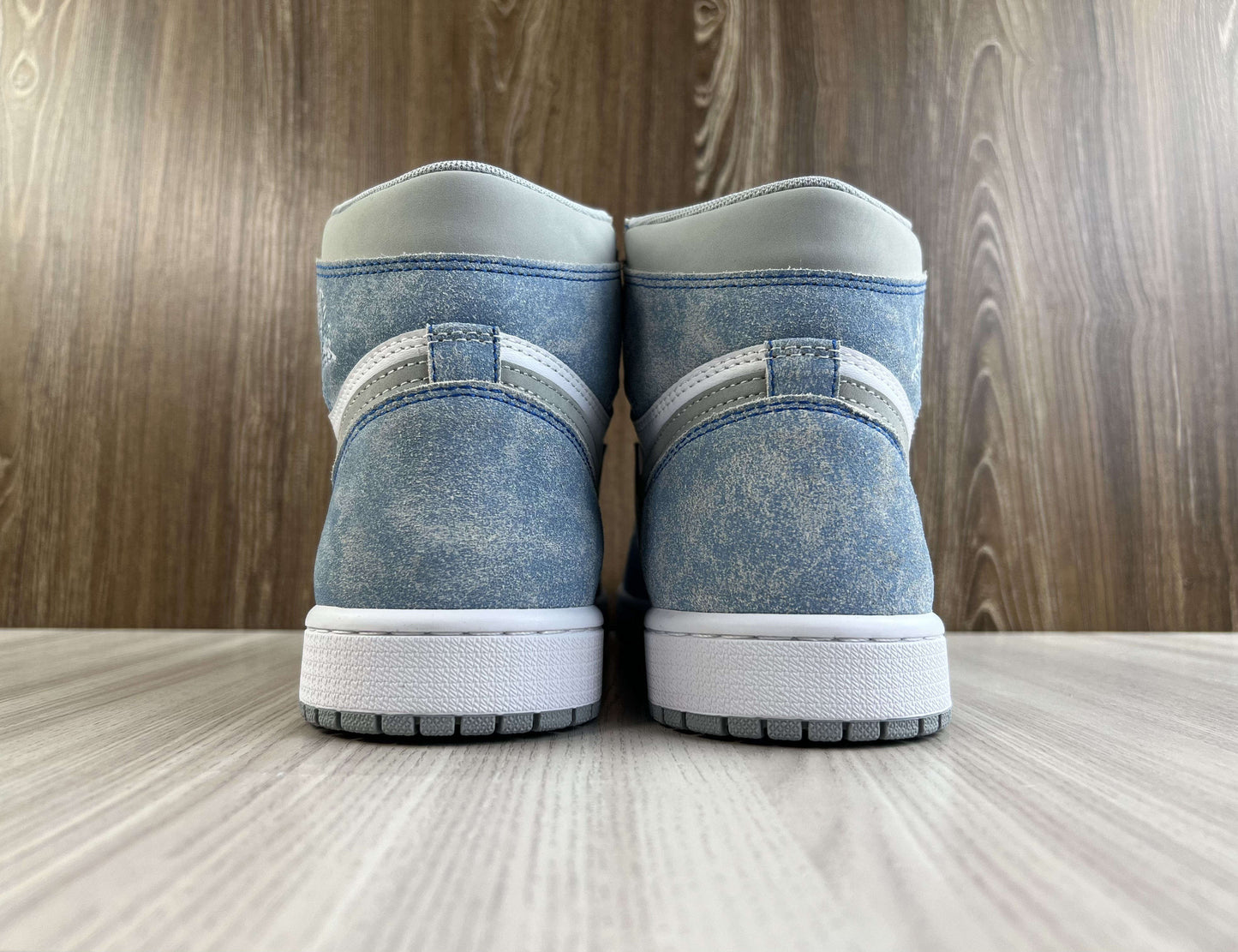 JORDAN 1