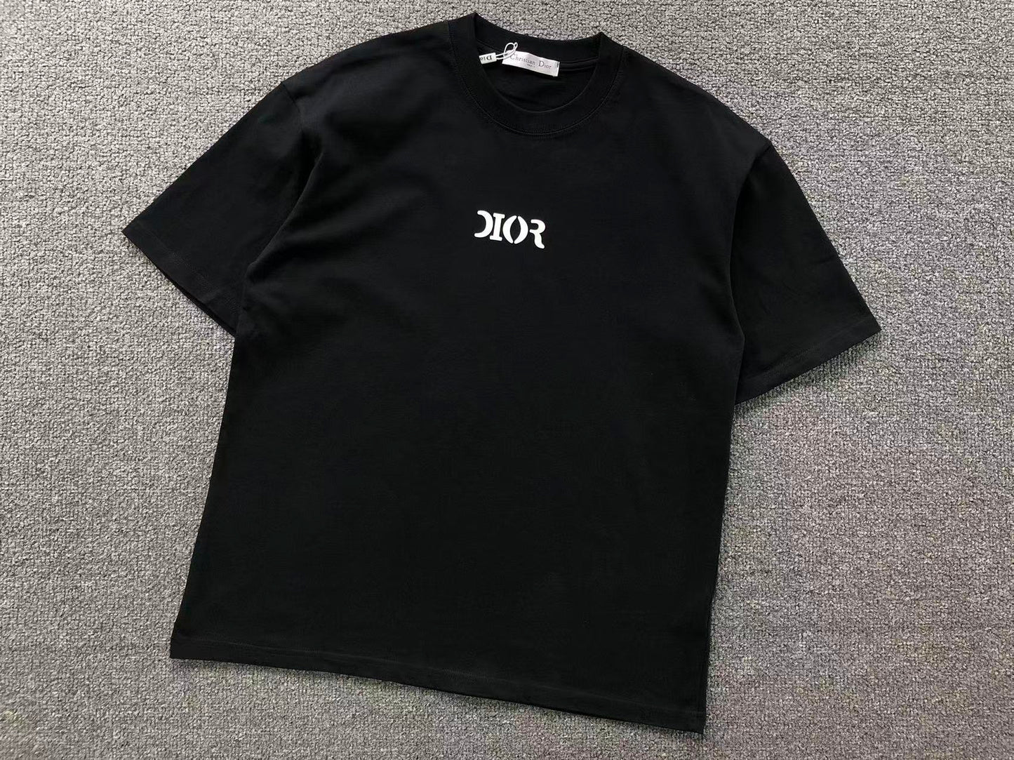 T-SHIRT DIOR