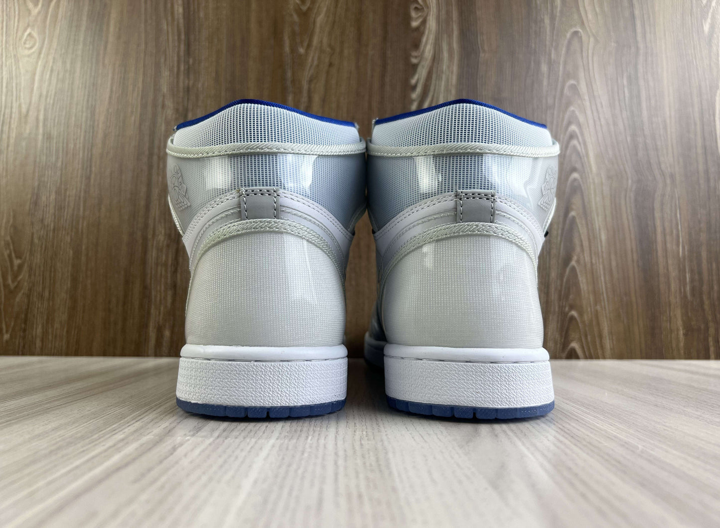 JORDAN 1
