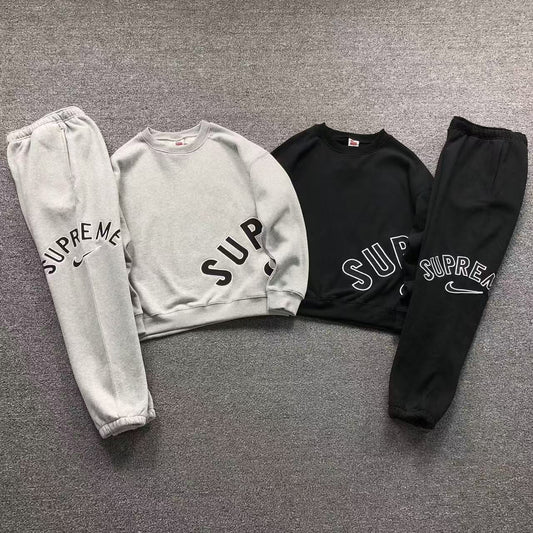 TUTA SUPREME x NIKE