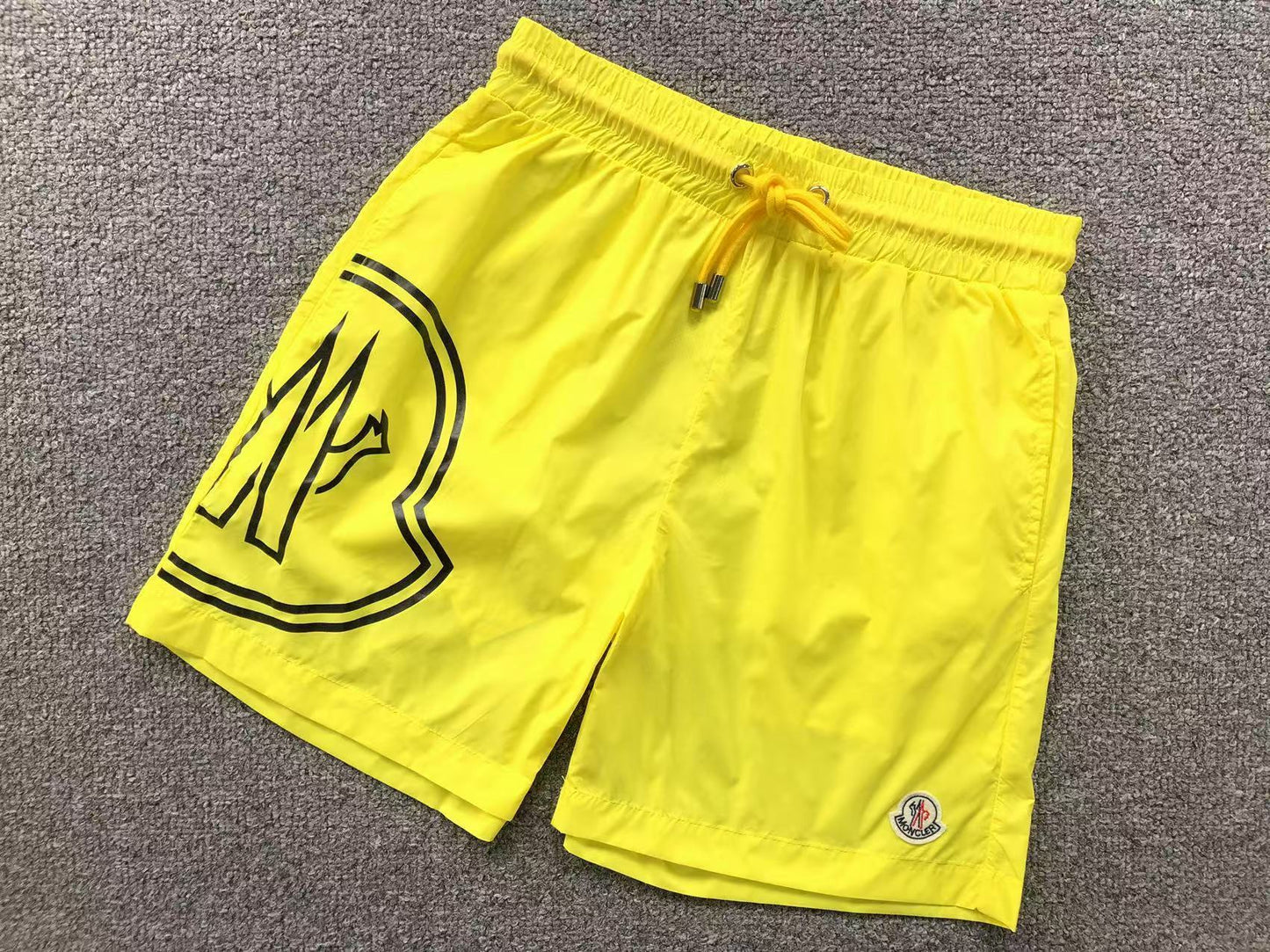 COSTUME MONCLER