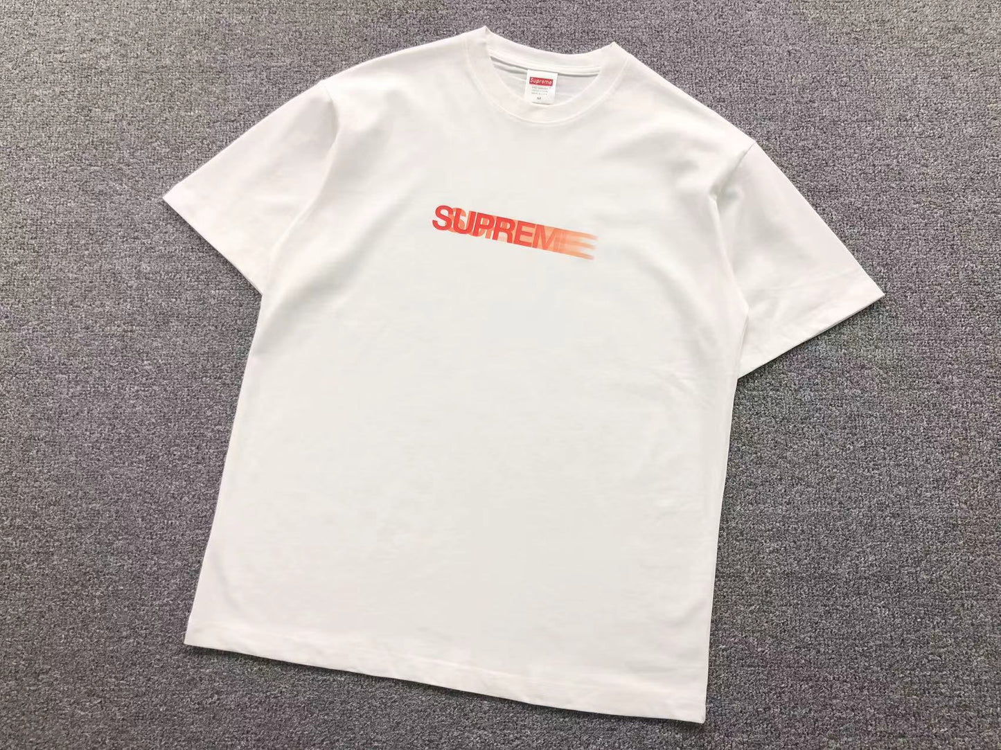 T-SHIRT SUPREME