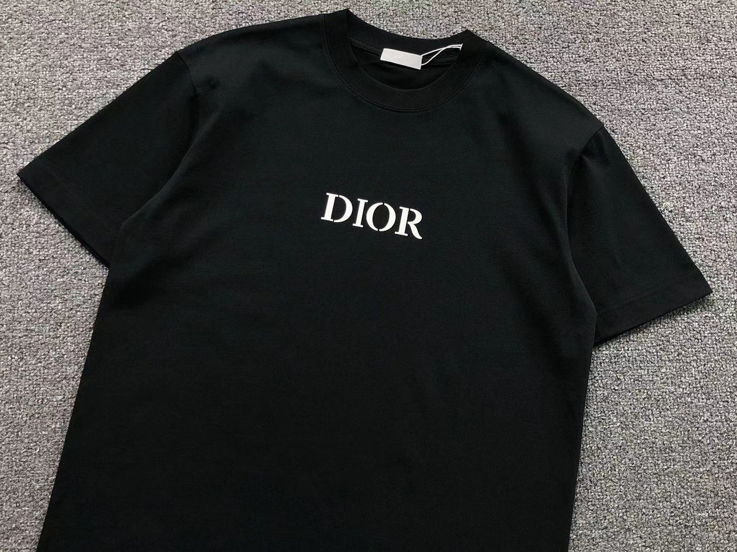 T-SHIRT DIOR