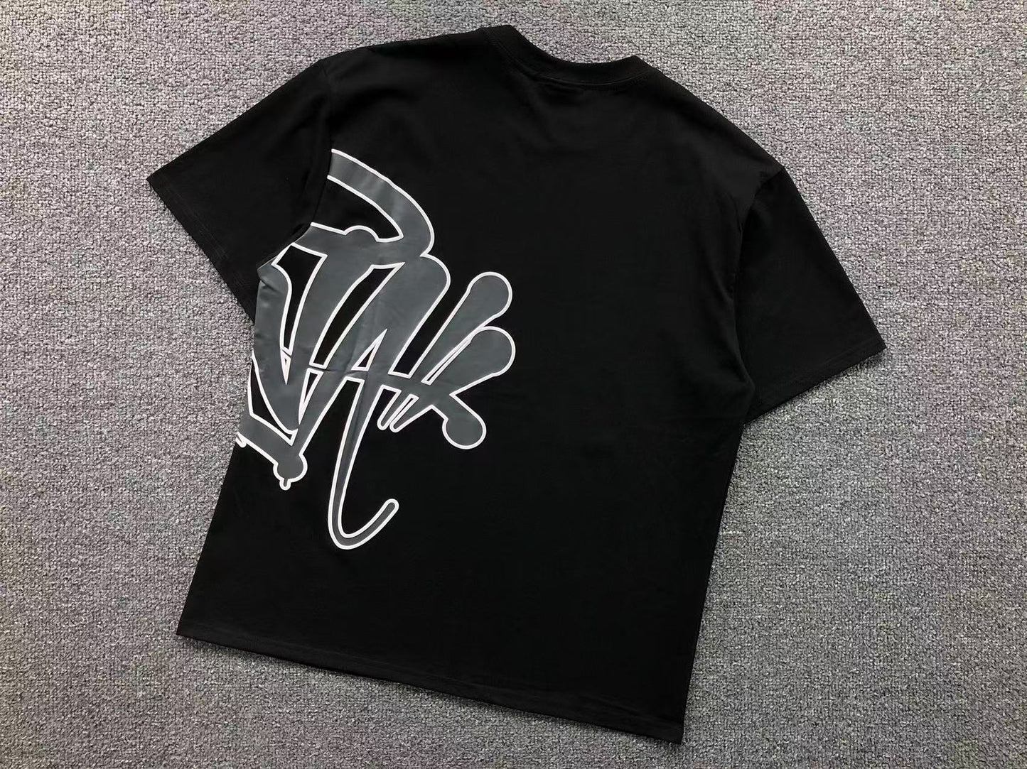 COMPLETO SYNA WORLD T-SHIRT E PANTALONCINI