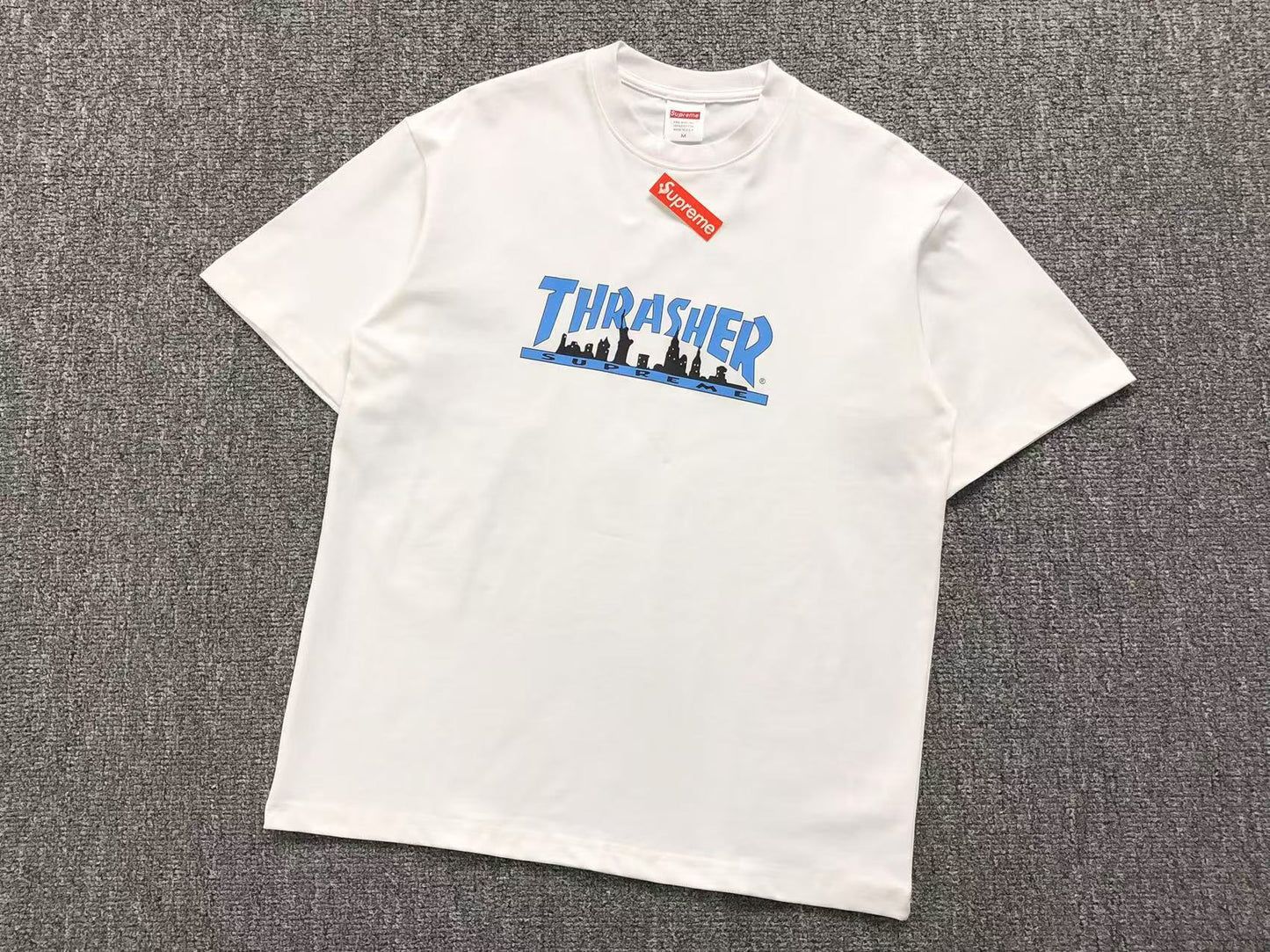 T-SHIRT SUPREME