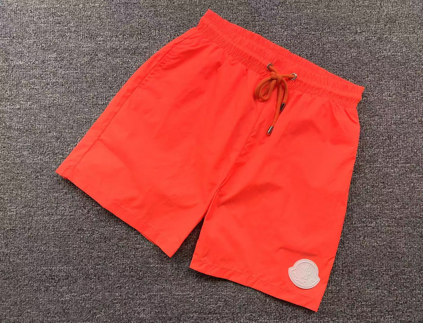 COSTUME MONCLER