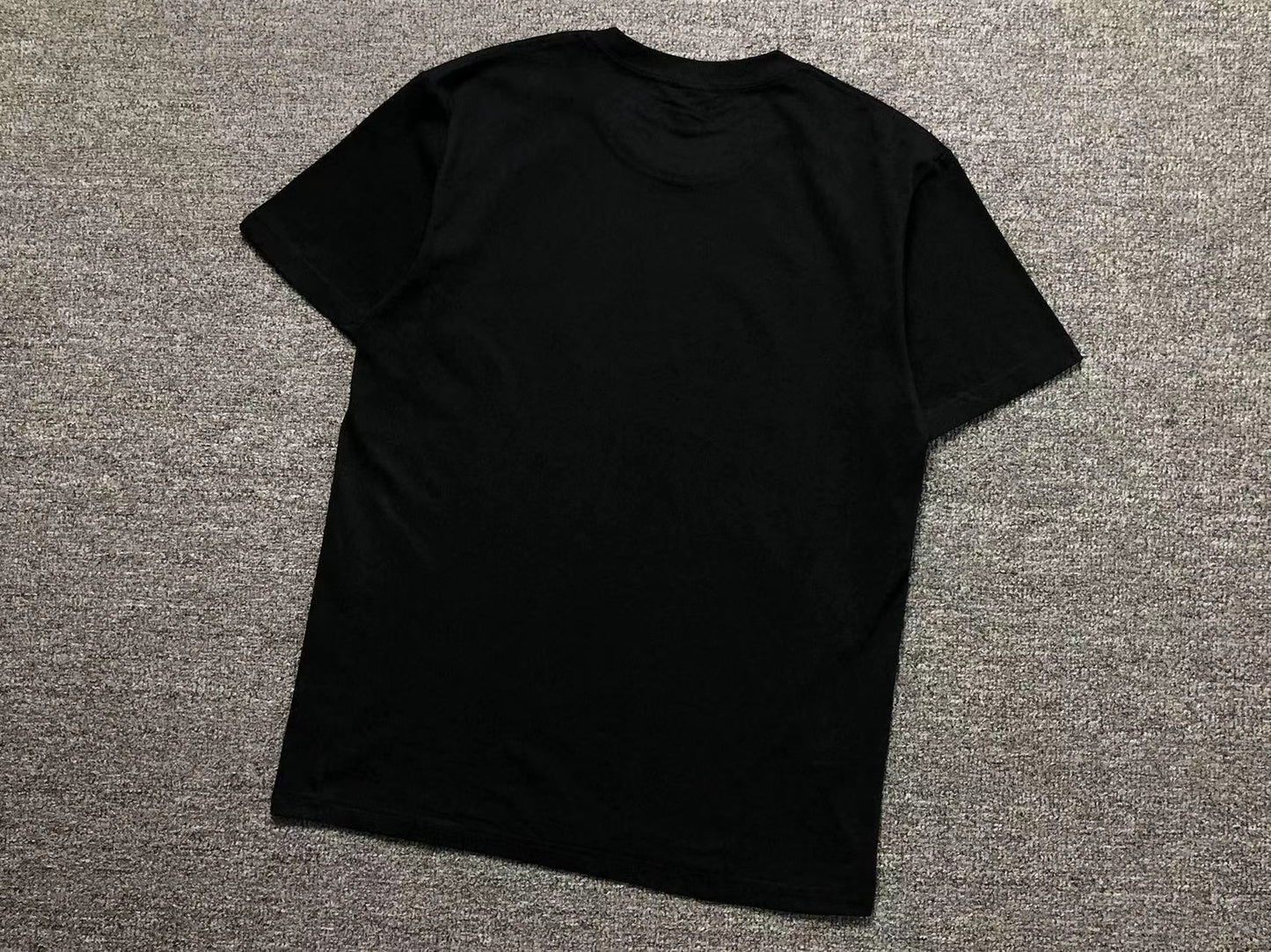 T-SHIRT SUPREME