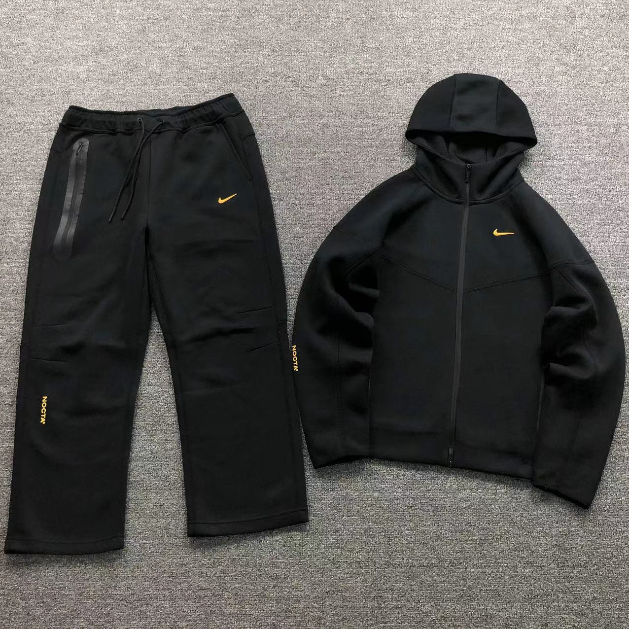 TUTA NIKE TECH FLEECE x NOCTA