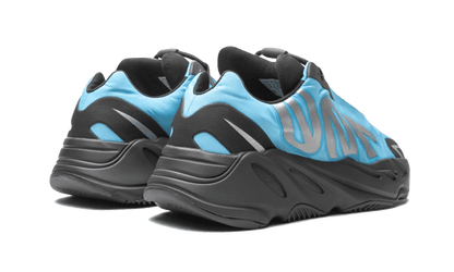 MNVN Bright Cyan