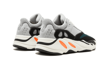 Wave Runner Solid Grey